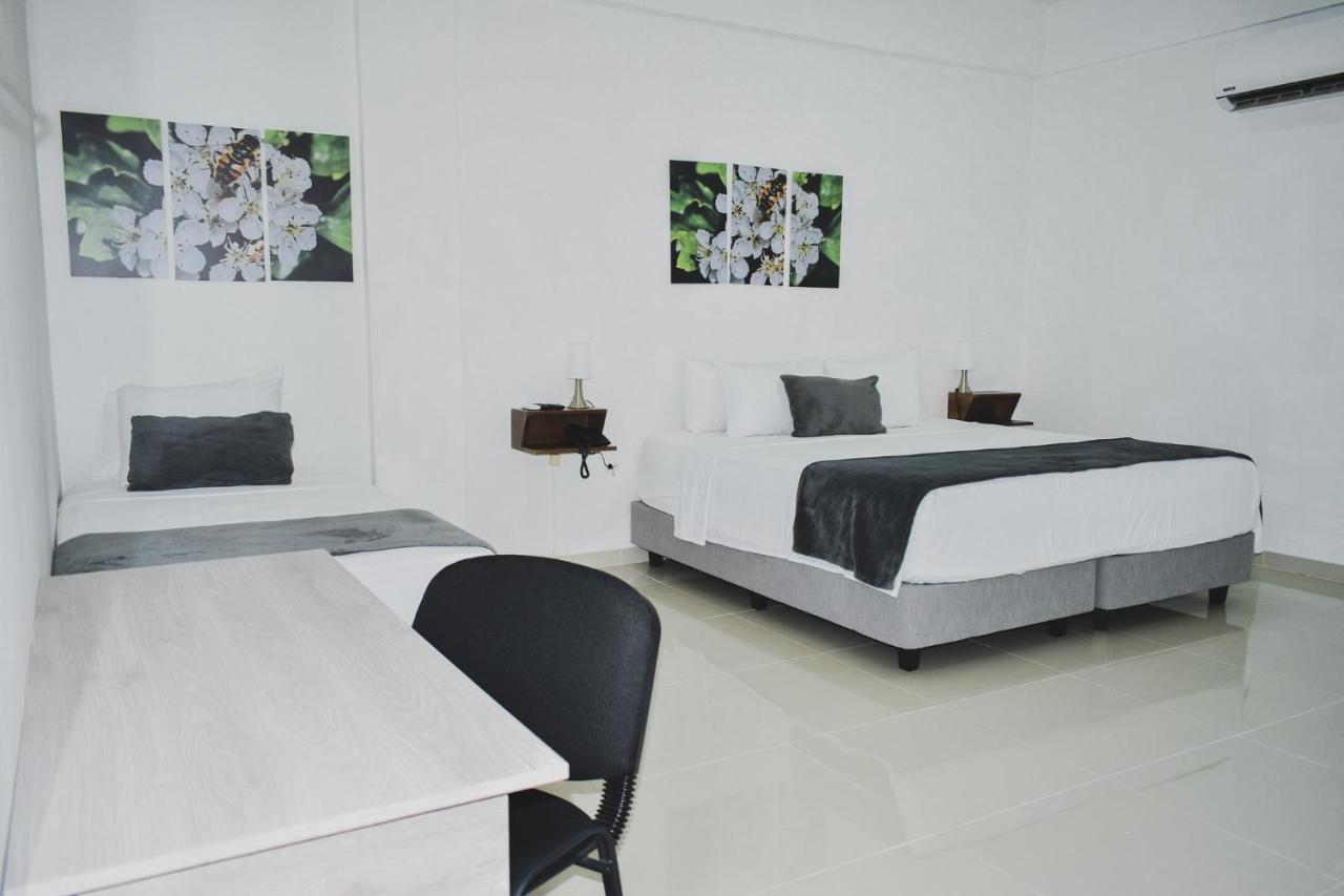 Hotel El Marques De Manga Cartagène Extérieur photo