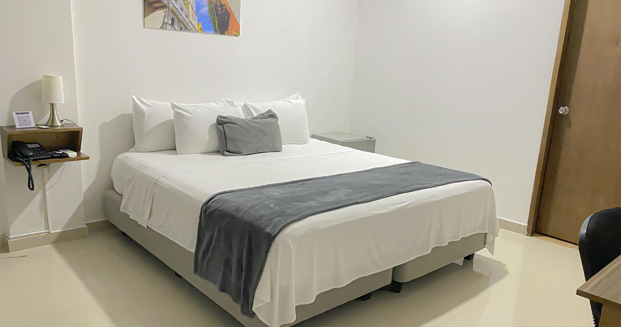Hotel El Marques De Manga Cartagène Extérieur photo